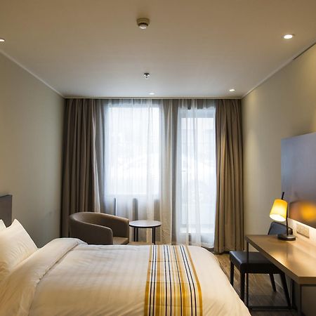 Home Inn Plus Shanghai Zhangjiang Park Εξωτερικό φωτογραφία